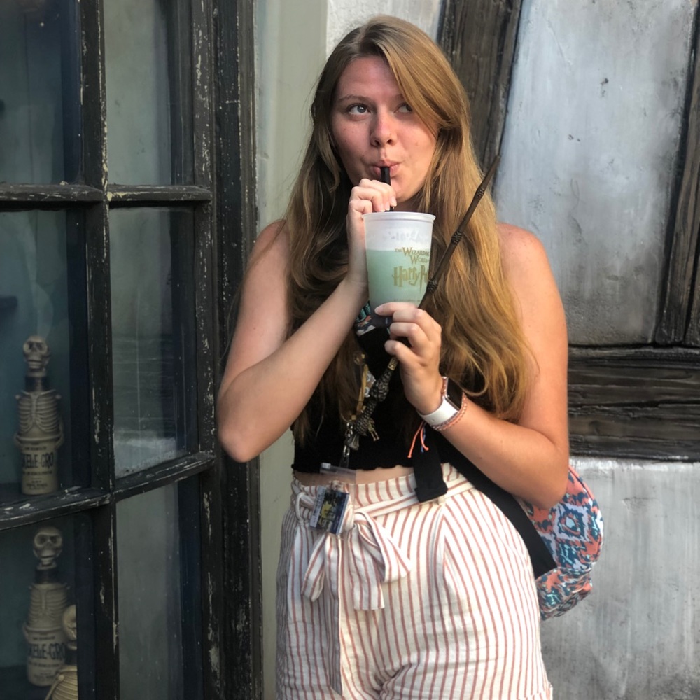 Meet your Posher, Carolyn